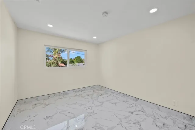 $1,395,000 | 10005 Sepulveda Boulevard, Mission Hills, CA 91345