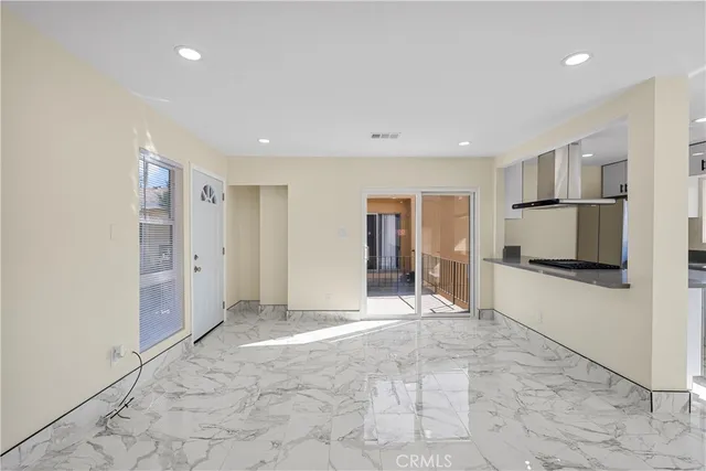 $1,395,000 | 10005 Sepulveda Boulevard, Mission Hills, CA 91345