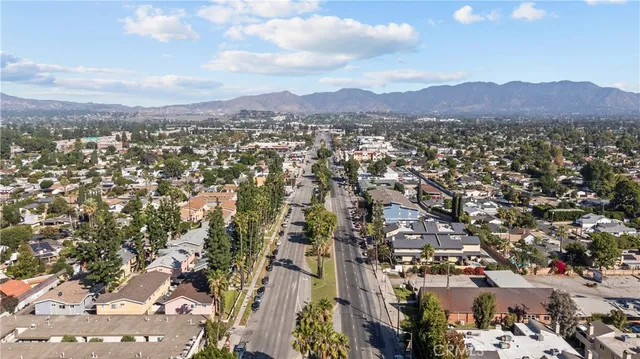 $1,395,000 | 10005 Sepulveda Boulevard, Mission Hills, CA 91345