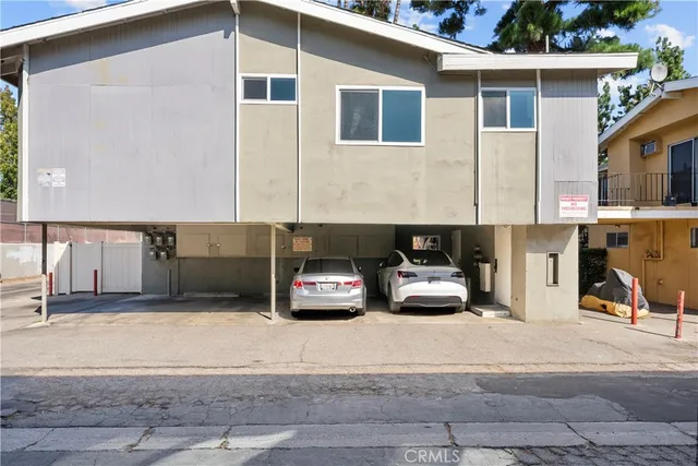 $1,395,000 | 10005 Sepulveda Boulevard, Mission Hills, CA 91345