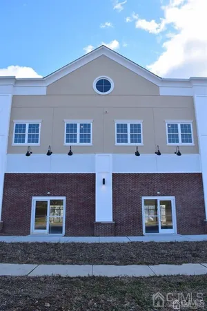 $2,400 | 3 Old Trenton Road, Unit 17, Cranbury, NJ 08512