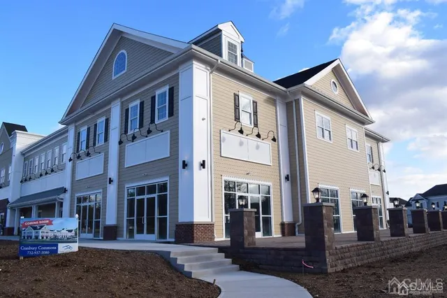 $2,400 | 3 Old Trenton Road, Unit 17, Cranbury, NJ 08512