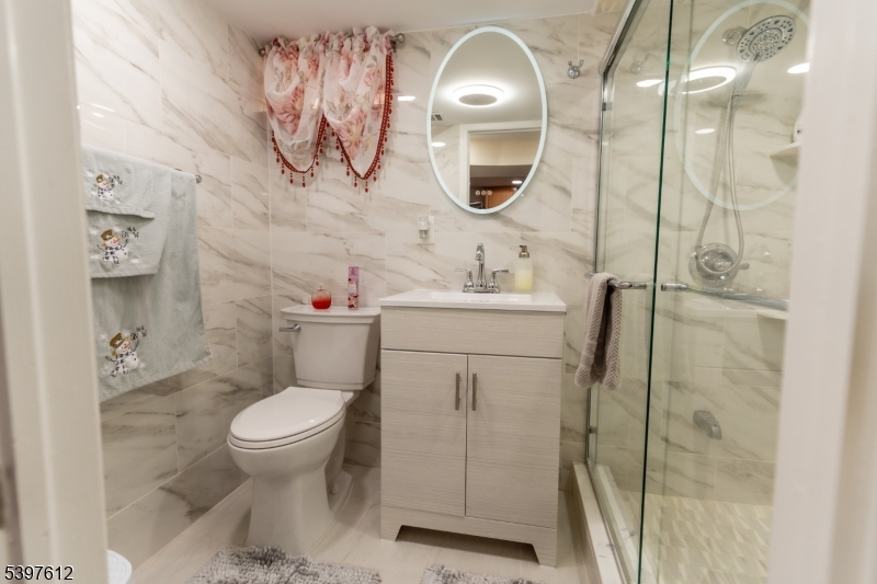 284 Summer Street Passaic, NJ 07055 - Photo 14 of 39