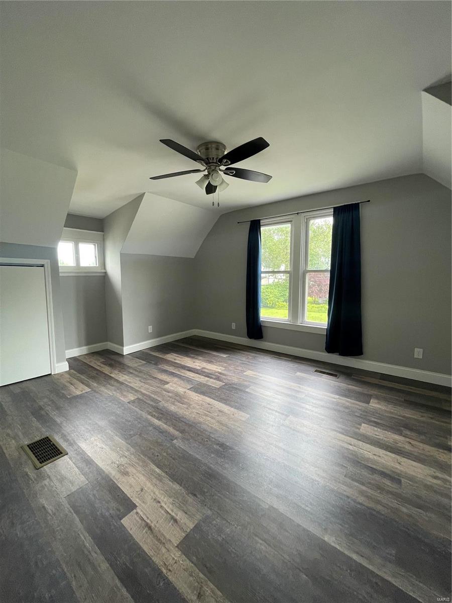 517 St Louis Road Collinsville, IL 62234 - Photo 14 of 19 Gallery Image 14