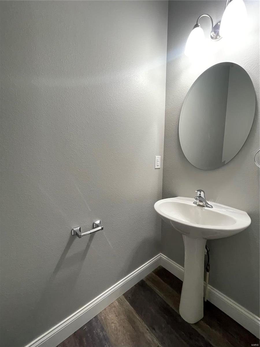 517 St Louis Road Collinsville, IL 62234 - Photo 17 of 19 Gallery Image 17