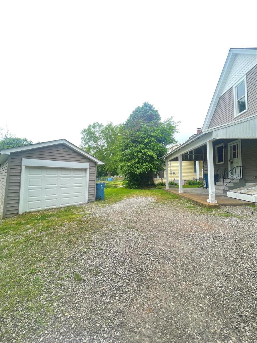 517 St Louis Road Collinsville, IL 62234 - Photo 18 of 19 Gallery Image 18