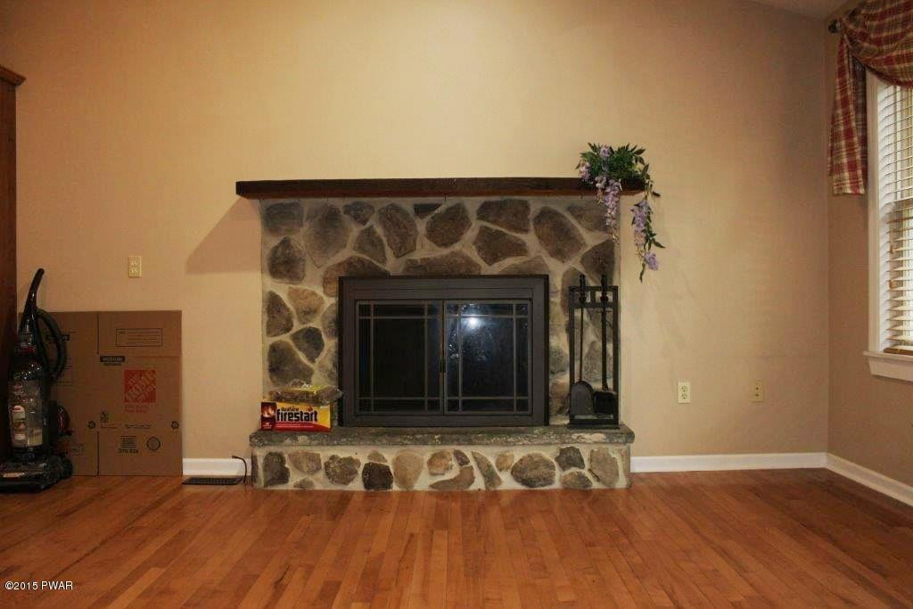 126 Dirk Road Tafton, PA 18464 - Photo 11 of 27