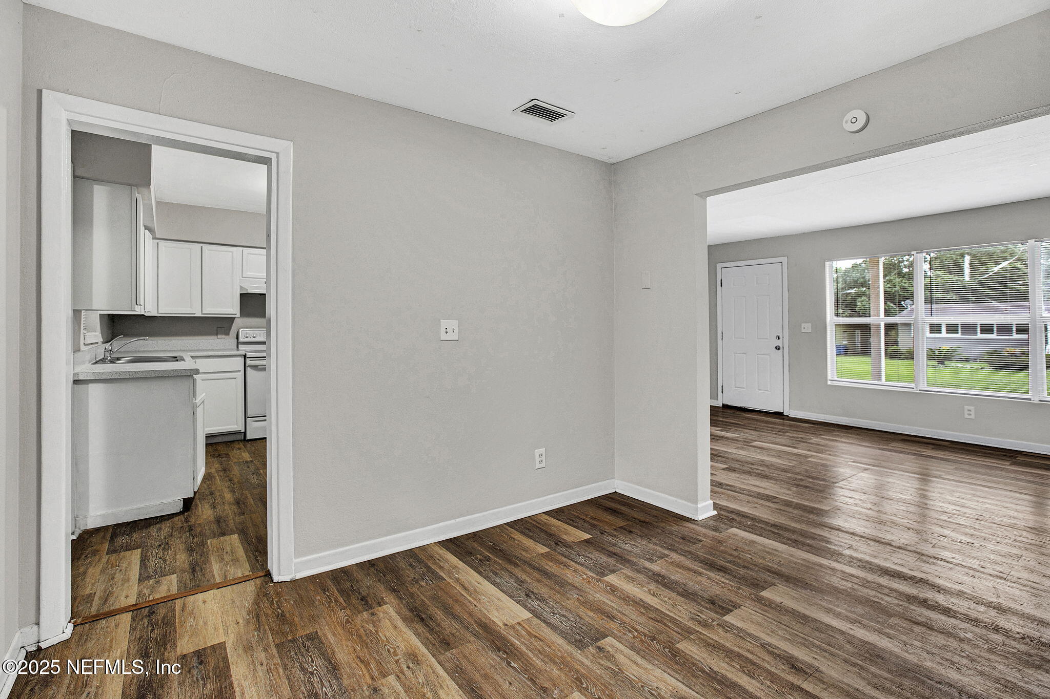 2511 Caladium Road Jacksonville, FL 32211 - Photo 14 of 33 12-web-or-mls-IMG_0131