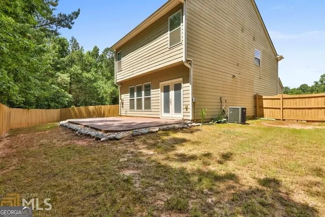 a backyard of a house