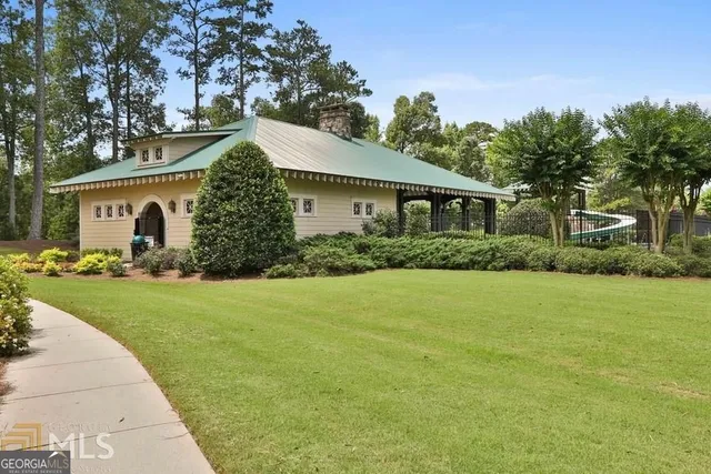 a view of a lake view