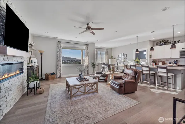 $779,000 | 887 Waylon Drive, West Richland, WA 99353