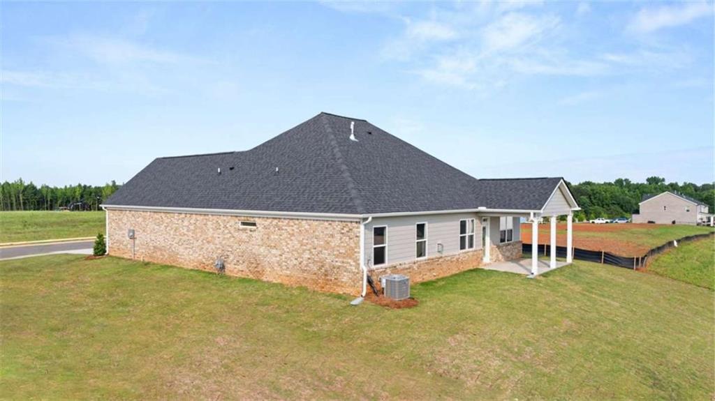 1812 Quaker Street Hampton, GA 30228 - Photo 47 of 53 an aerial view of a house
