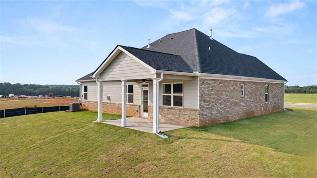 1812 Quaker Street Hampton, GA 30228 - Photo 50 of 53 a view of a house with backyard