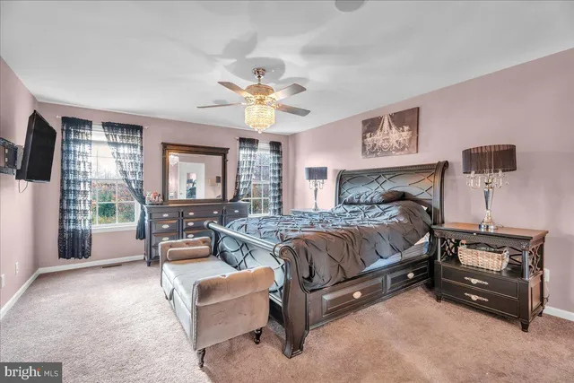 $369,900 | 2406 Exposition Drive, Williamstown, NJ 08094