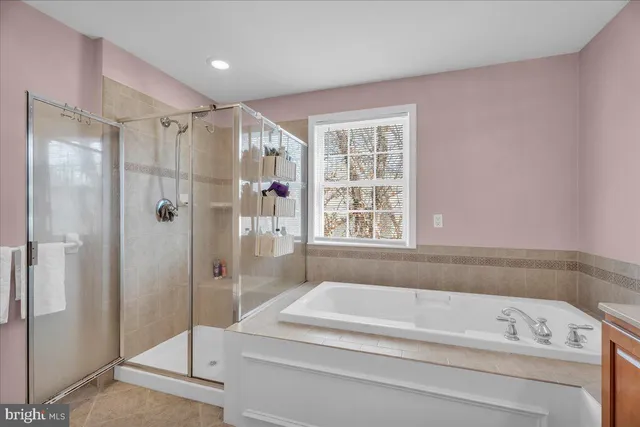 $369,900 | 2406 Exposition Drive, Williamstown, NJ 08094