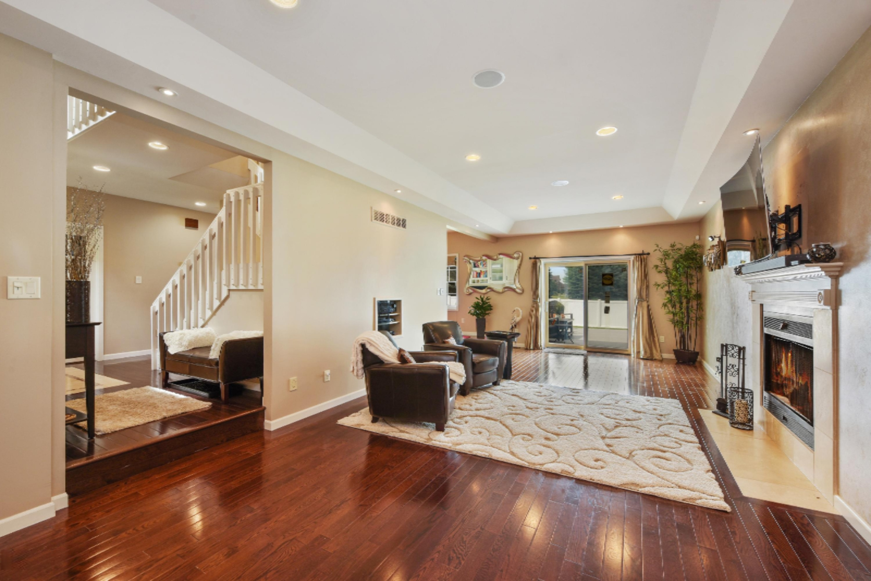 Living Room w/ Fireplace