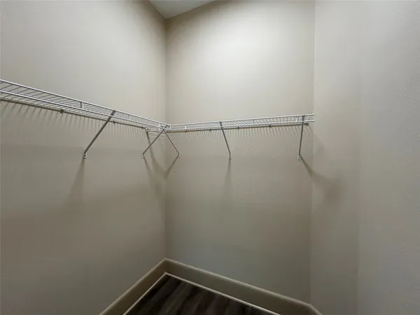 $1,658 | 230 T C Jester Boulevard, Unit BB 307, Houston, TX 77007