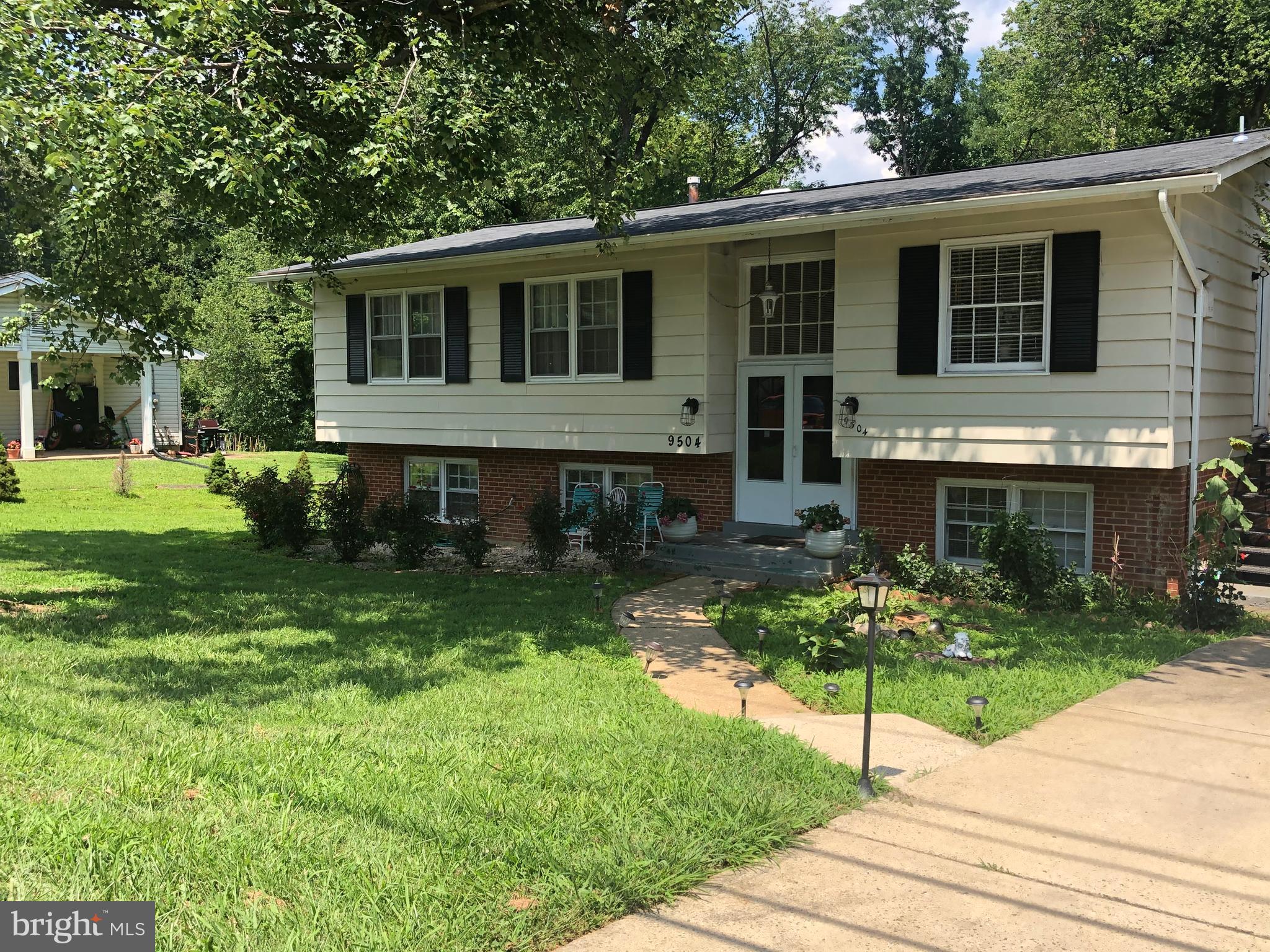 9504 Braddock Road Fairfax, VA 22032 - Photo 2 of 49 Front Left Side