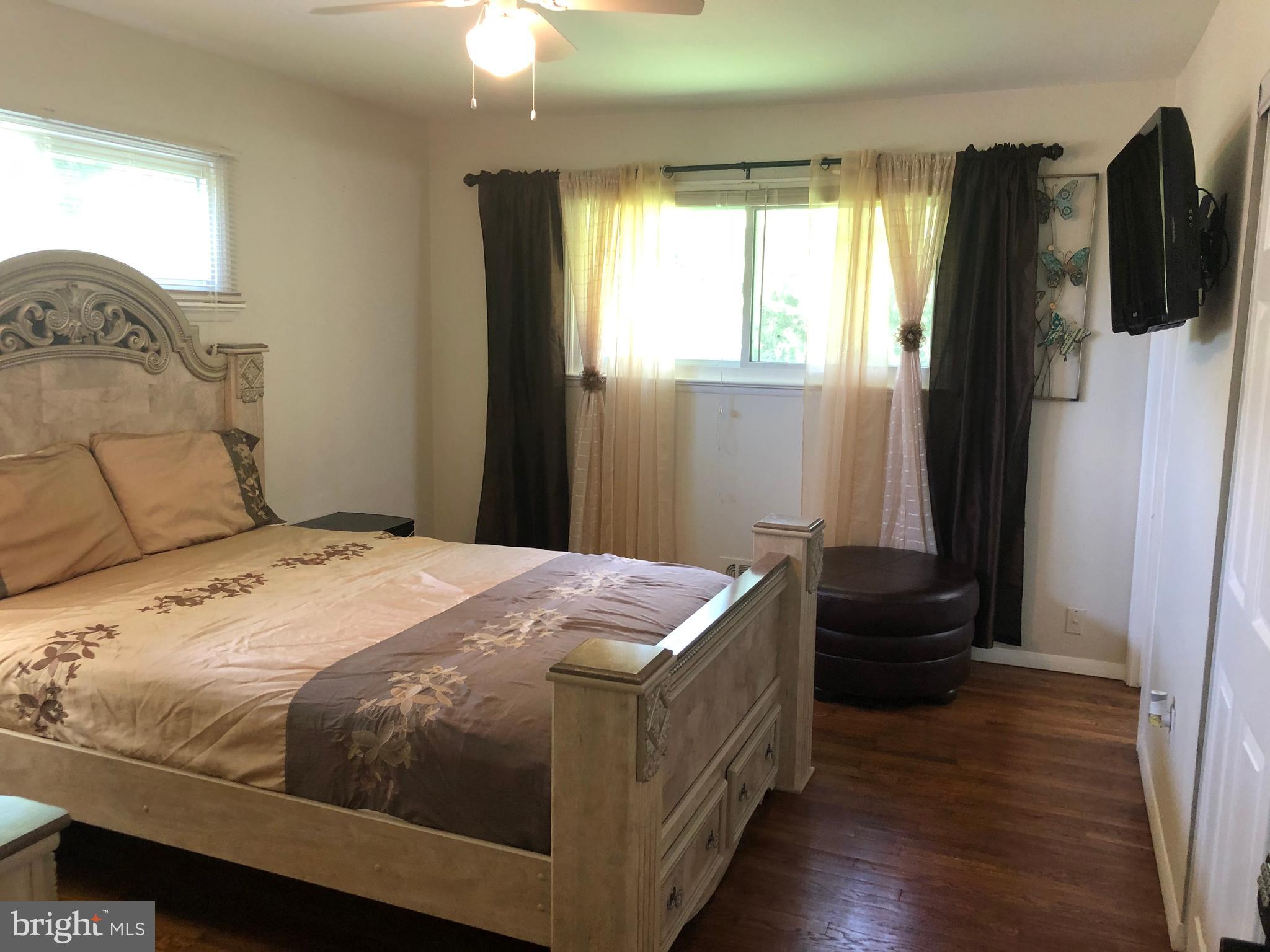 9504 Braddock Road Fairfax, VA 22032 - Photo 26 of 49 Master Bedroom