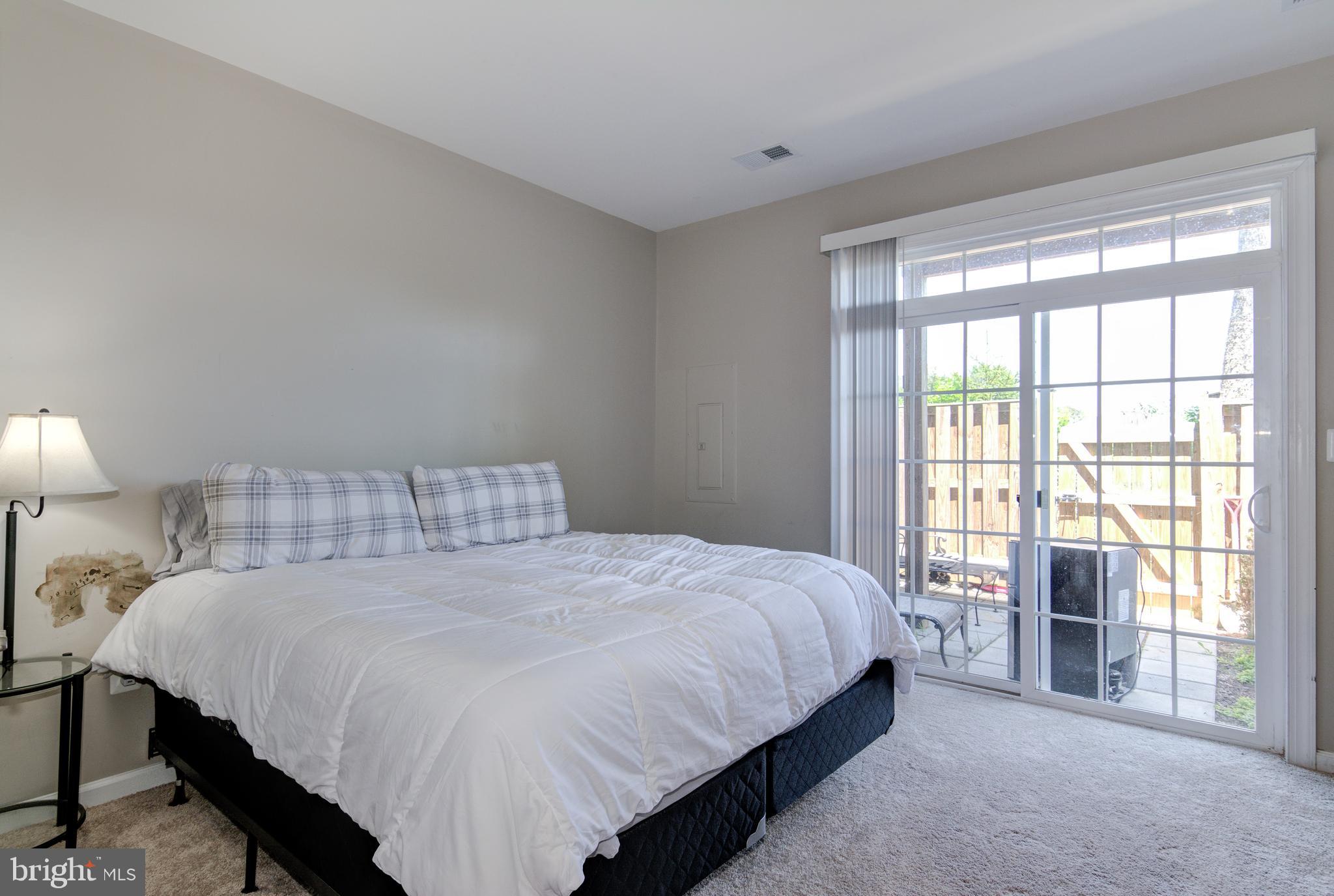 7424 Riding Meadow Way Manassas, VA 20111 - Photo 5 of 30 Gallery Image 5