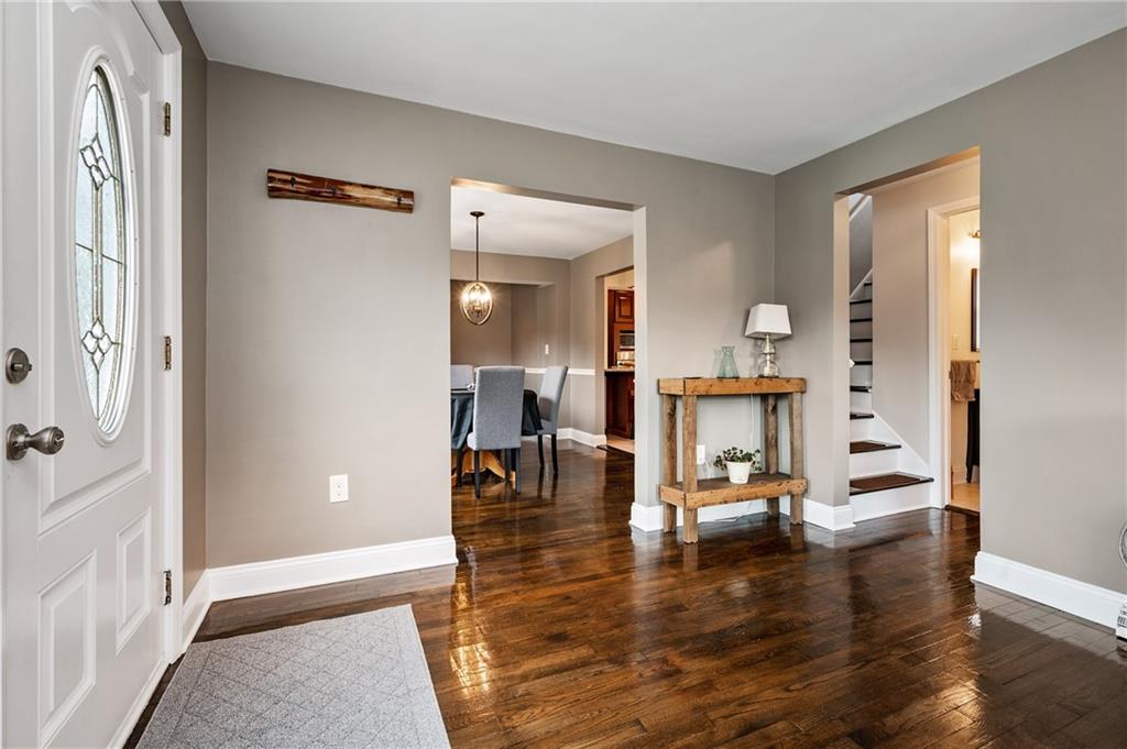 2217 Swallow Hill Road Pittsburgh, PA 15220 - Photo 5 of 25 Gallery Image 5