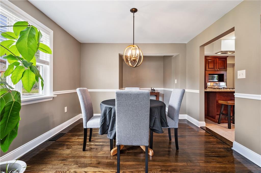 2217 Swallow Hill Road Pittsburgh, PA 15220 - Photo 6 of 25 Gallery Image 6