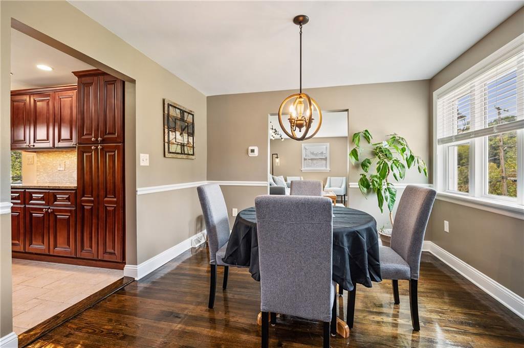 2217 Swallow Hill Road Pittsburgh, PA 15220 - Photo 7 of 25 Gallery Image 7