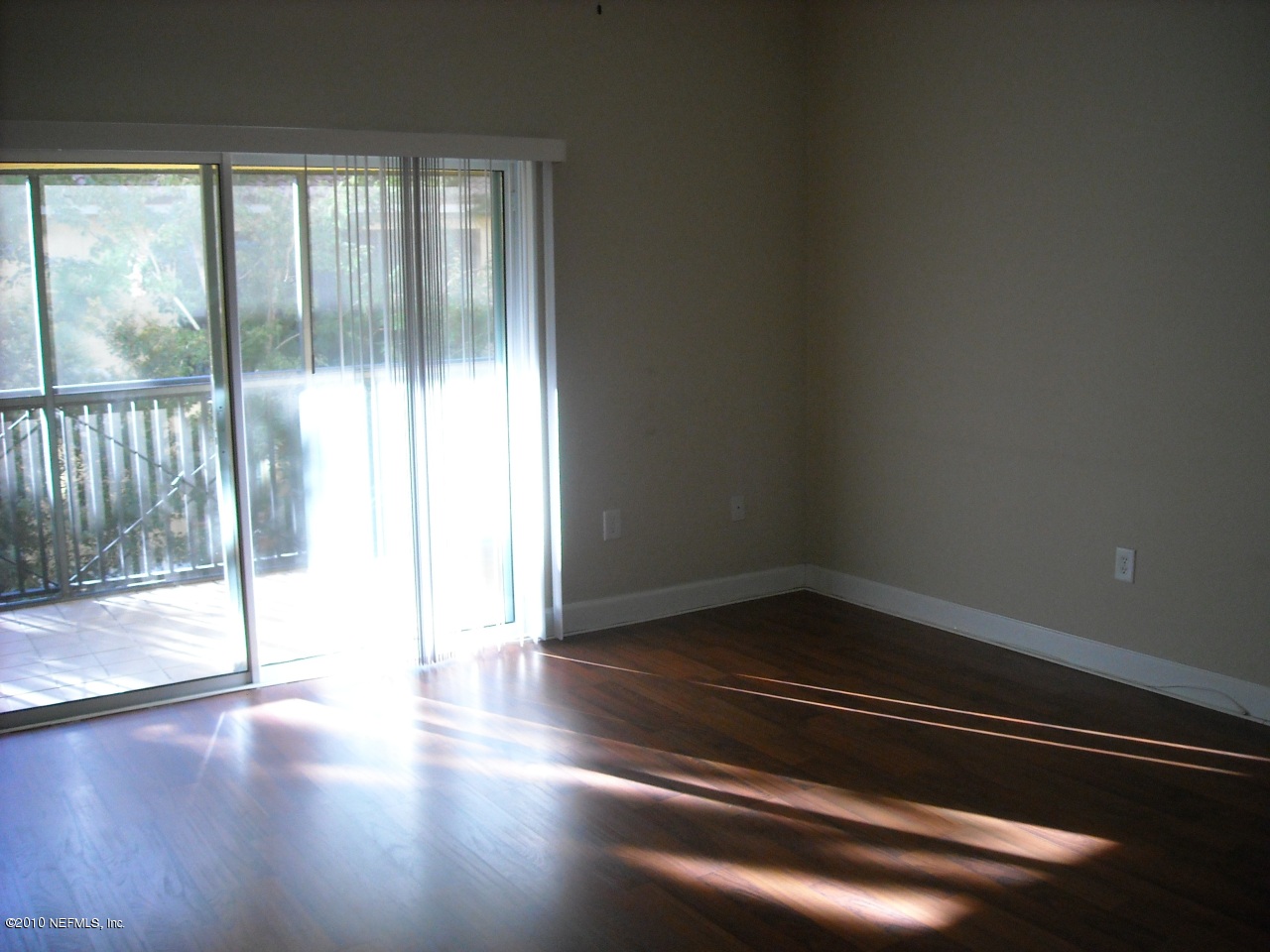 9745 Touchton Road, Unit 522 Jacksonville, FL 32246 - Photo 2 of 15 Living room