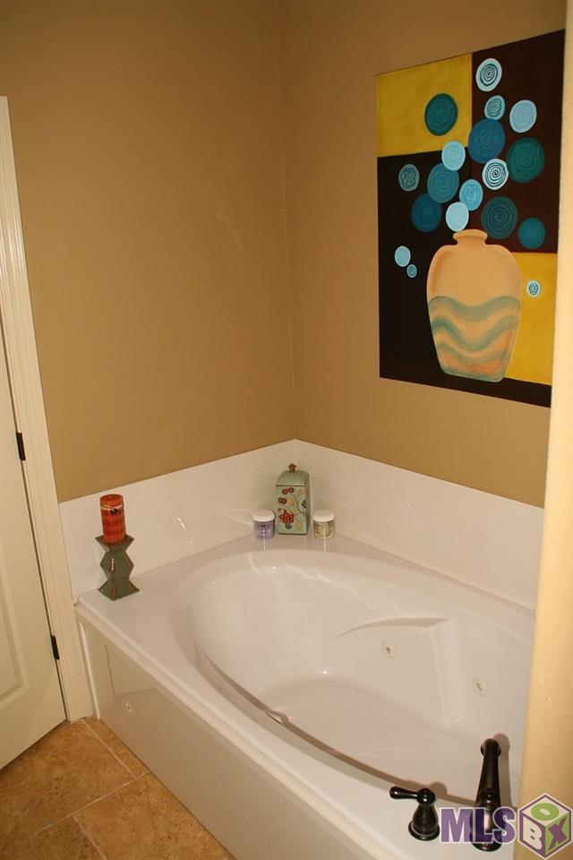 11110 Boardwalk Drive, Unit 41 Baton Rouge, LA 70816 - Photo 19 of 23