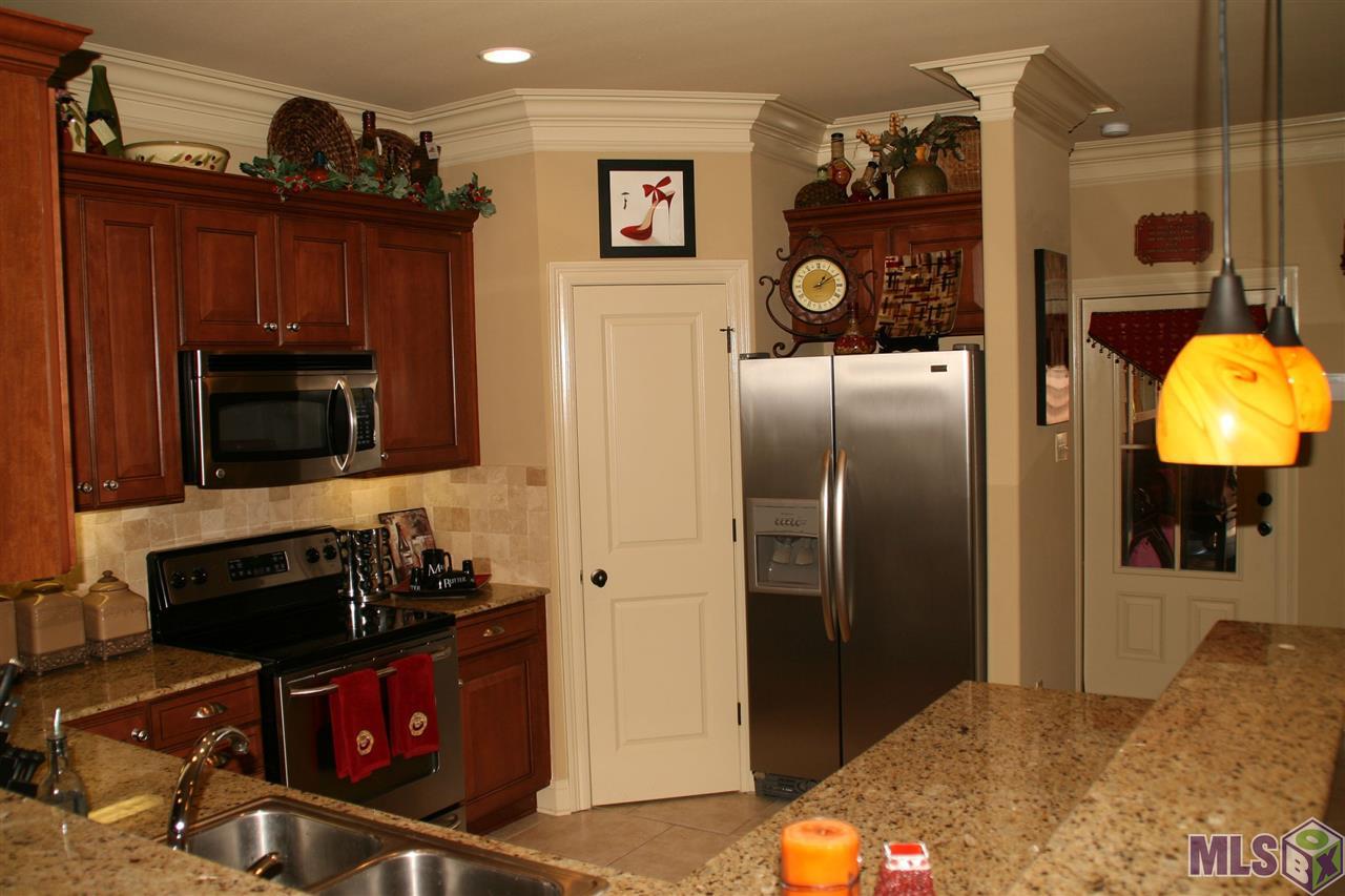 11110 Boardwalk Drive, Unit 41 Baton Rouge, LA 70816 - Photo 2 of 23