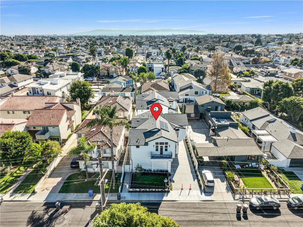 2016 Farrell Avenue, Unit A Redondo Beach, CA 90278 - Photo 40 of 42 an aerial view of residential houses with outdoor space