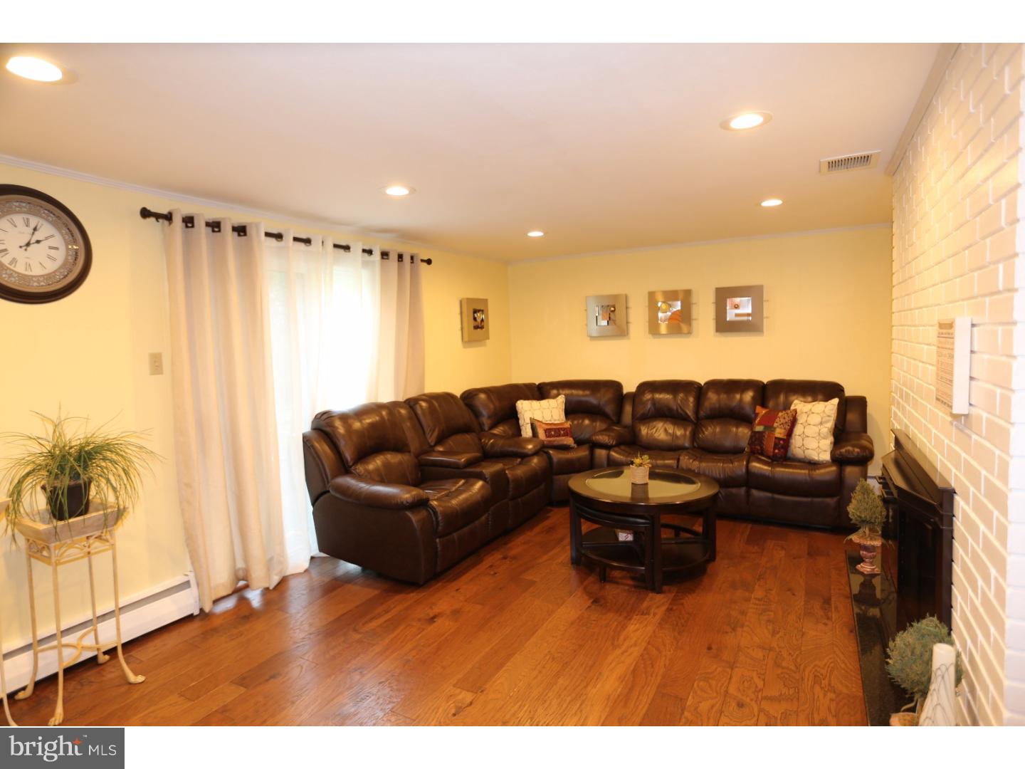 108 James Road Broomall, PA 19008 - Photo 5 of 21 Gallery Image 5