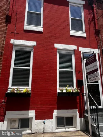 $2,500 | 121 Mercy Street, Philadelphia, PA 19148