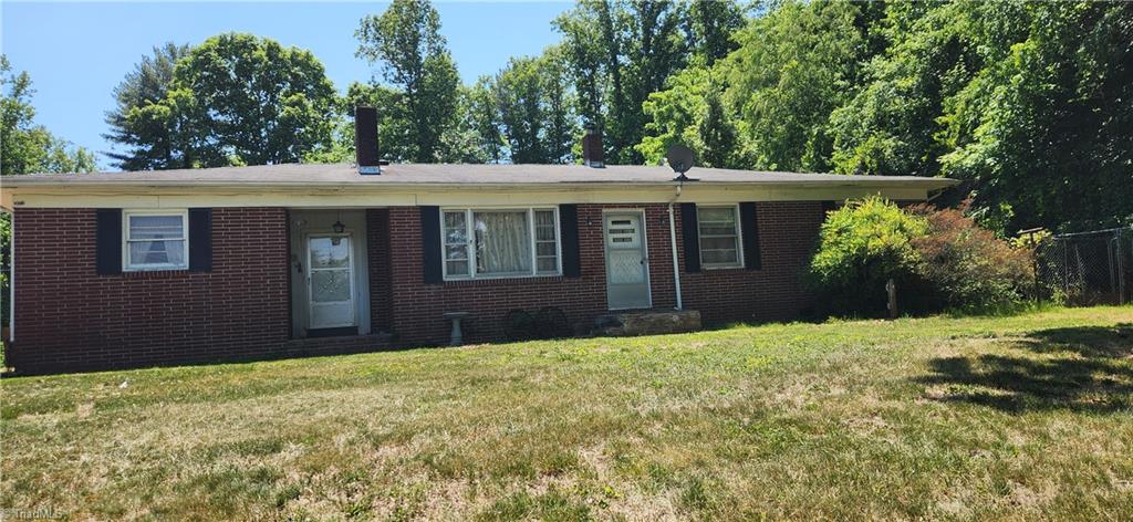 1475 Draco Road Lenoir, NC 28645 - Photo 5 of 37