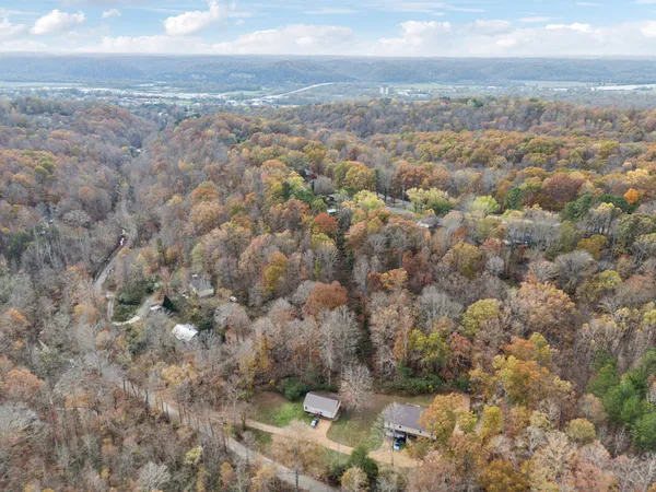 $699,000 | 404 C Vanhook Drive, Ashland City, TN 37015