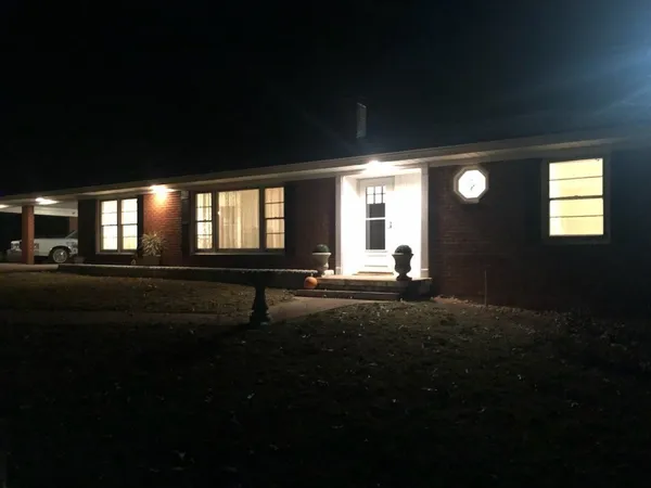 $699,000 | 404 C Vanhook Drive, Ashland City, TN 37015
