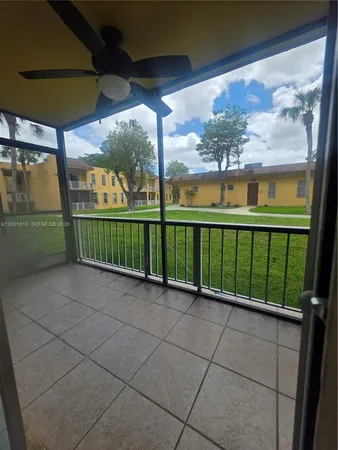 $2,399 | 13700 Southwest 62nd Street, Unit 113, Miami, FL 33183