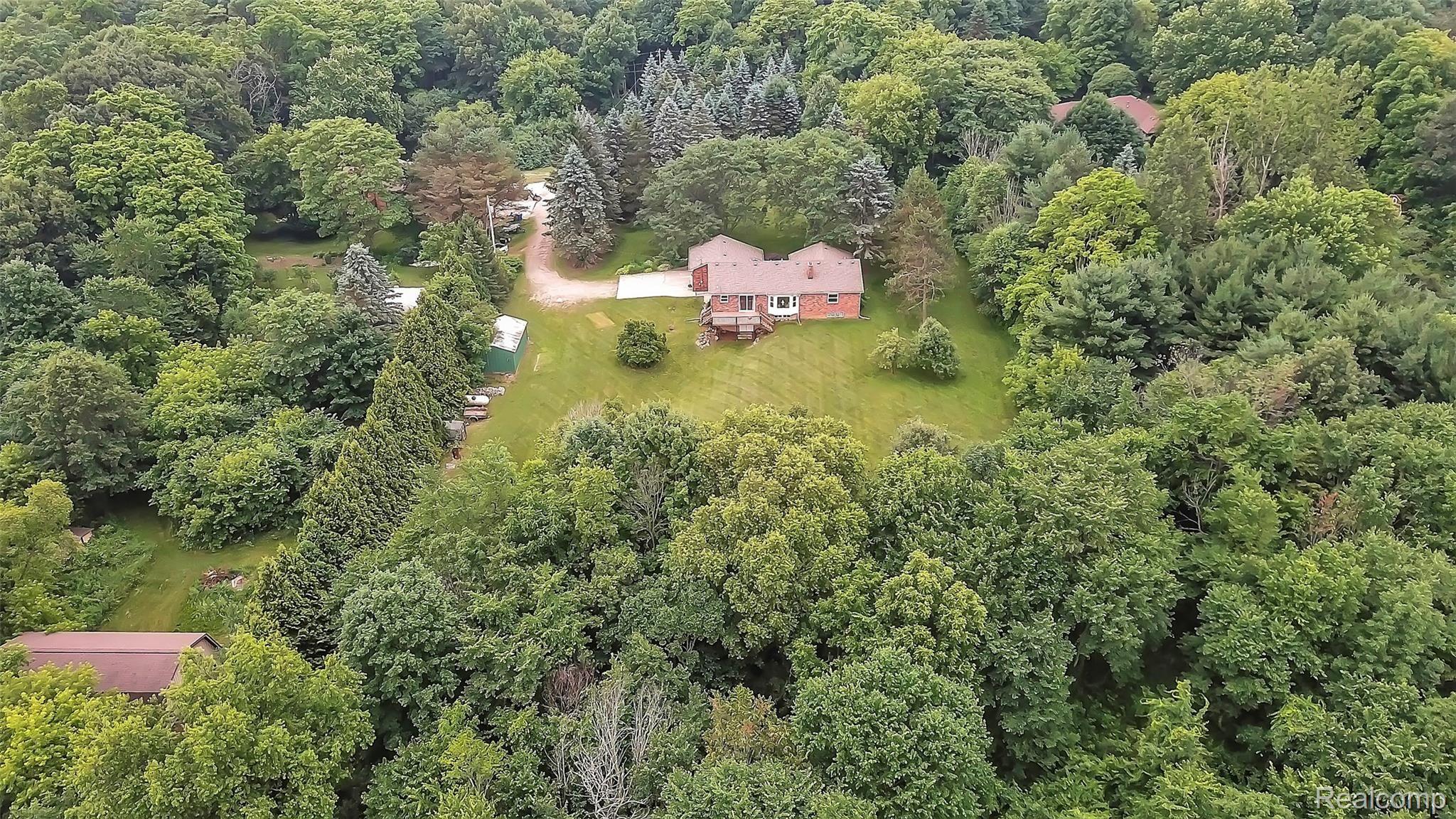 3485 West Rattalee Lake Road Holly, MI 48442 - Photo 43 of 46 3485-W-Rattalee-Lake-Rd-Holly-MI-48442-windowstill-49.jpg