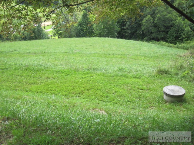 399 Frank Wilson Road Vilas, NC 28692 - Photo 5 of 21 Gallery Image 5
