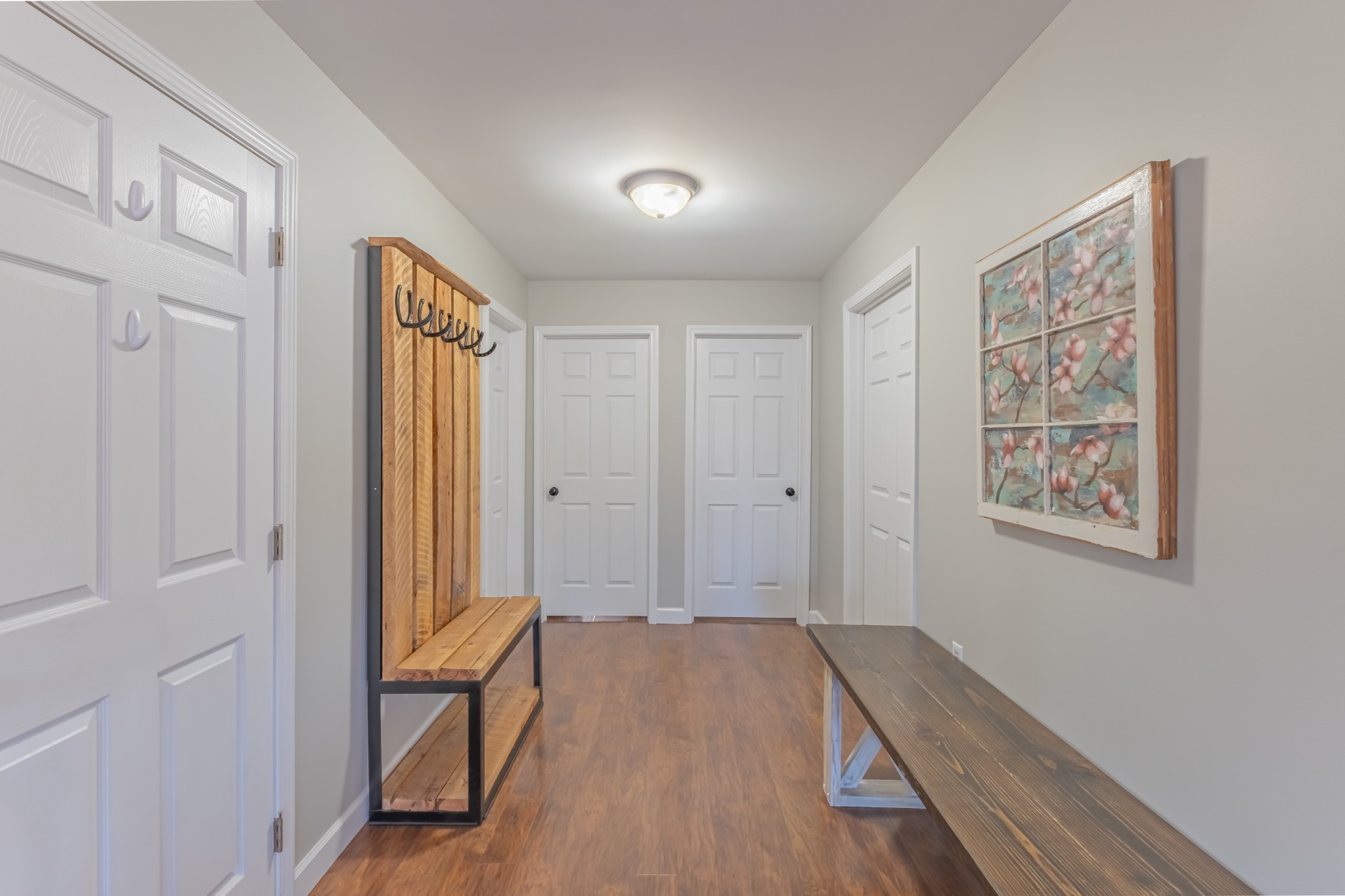 545 Powell Hollow Road Tullahoma, TN 37388 - Photo 14 of 67 Hallway on main floor