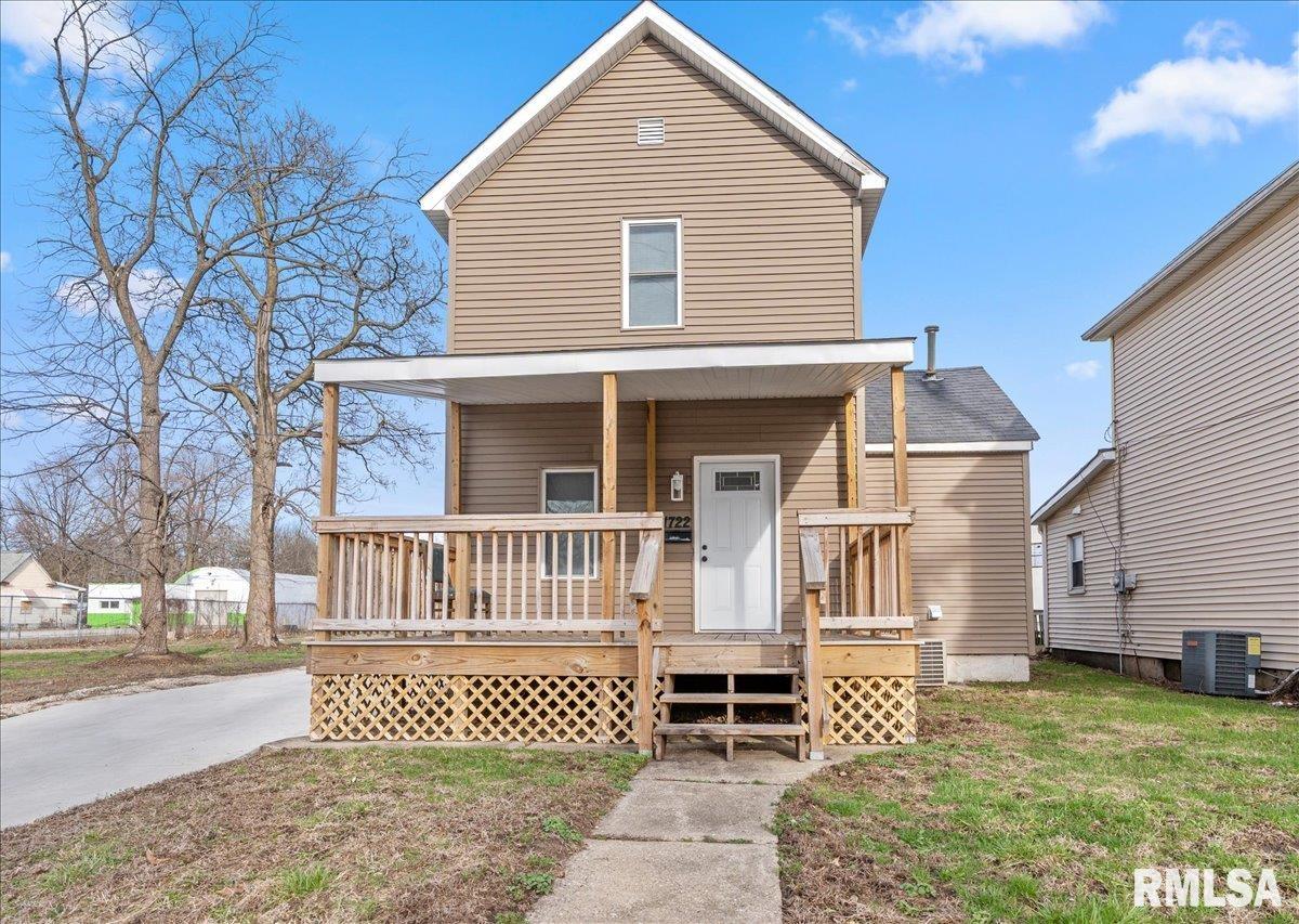 1722 North Peoria Road Springfield, IL 62702 - Photo 1 of 27