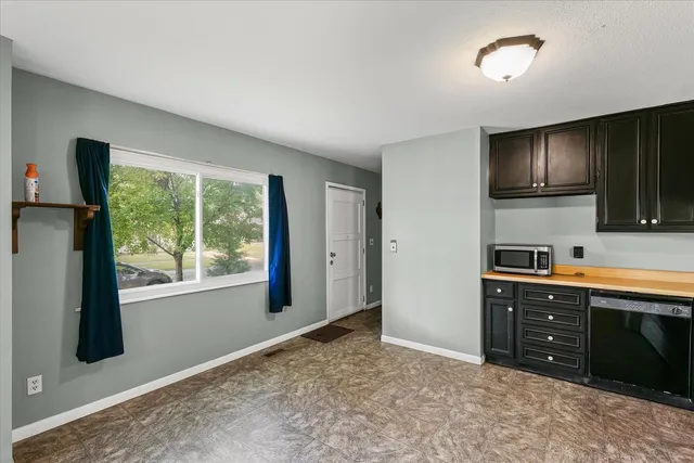 $169,900 | 2006 East Michigan Avenue, Urbana, IL 61802