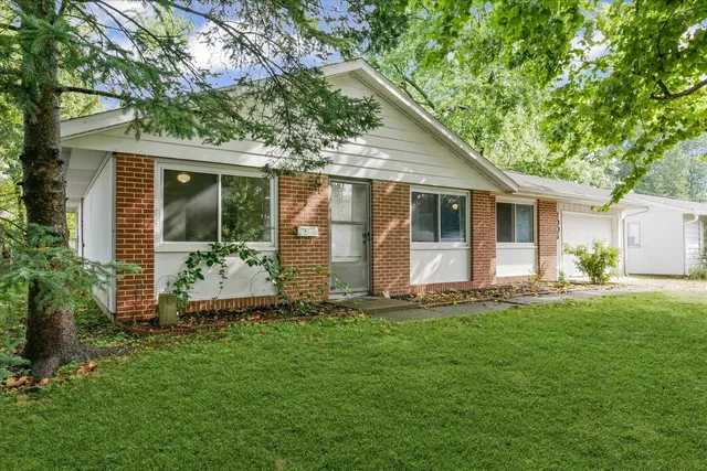 $169,900 | 2006 East Michigan Avenue, Urbana, IL 61802