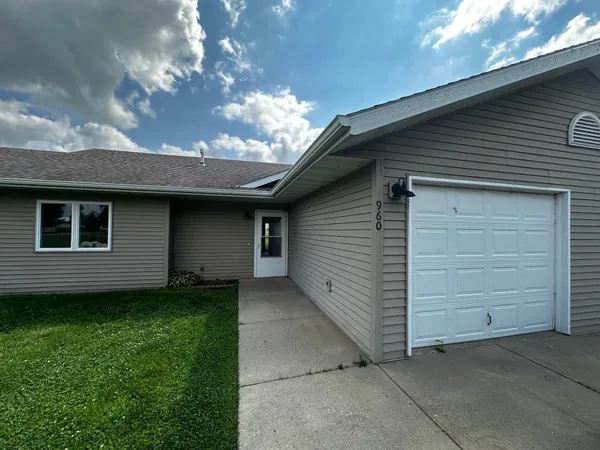 $165,000 | 960 Portland Street, Villard, MN 56385