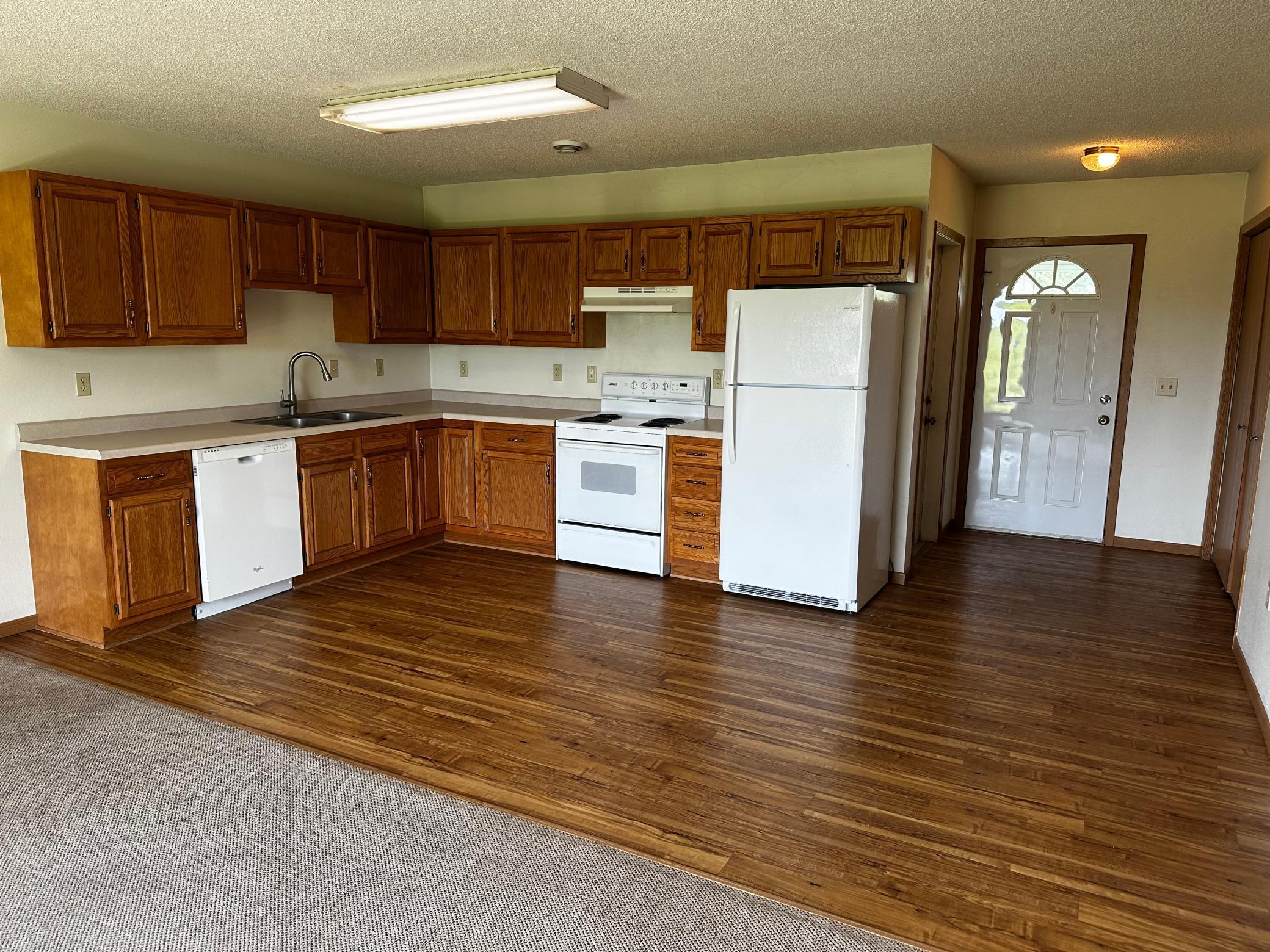 960 Portland Street Villard, MN 56385 - Photo 5 of 8