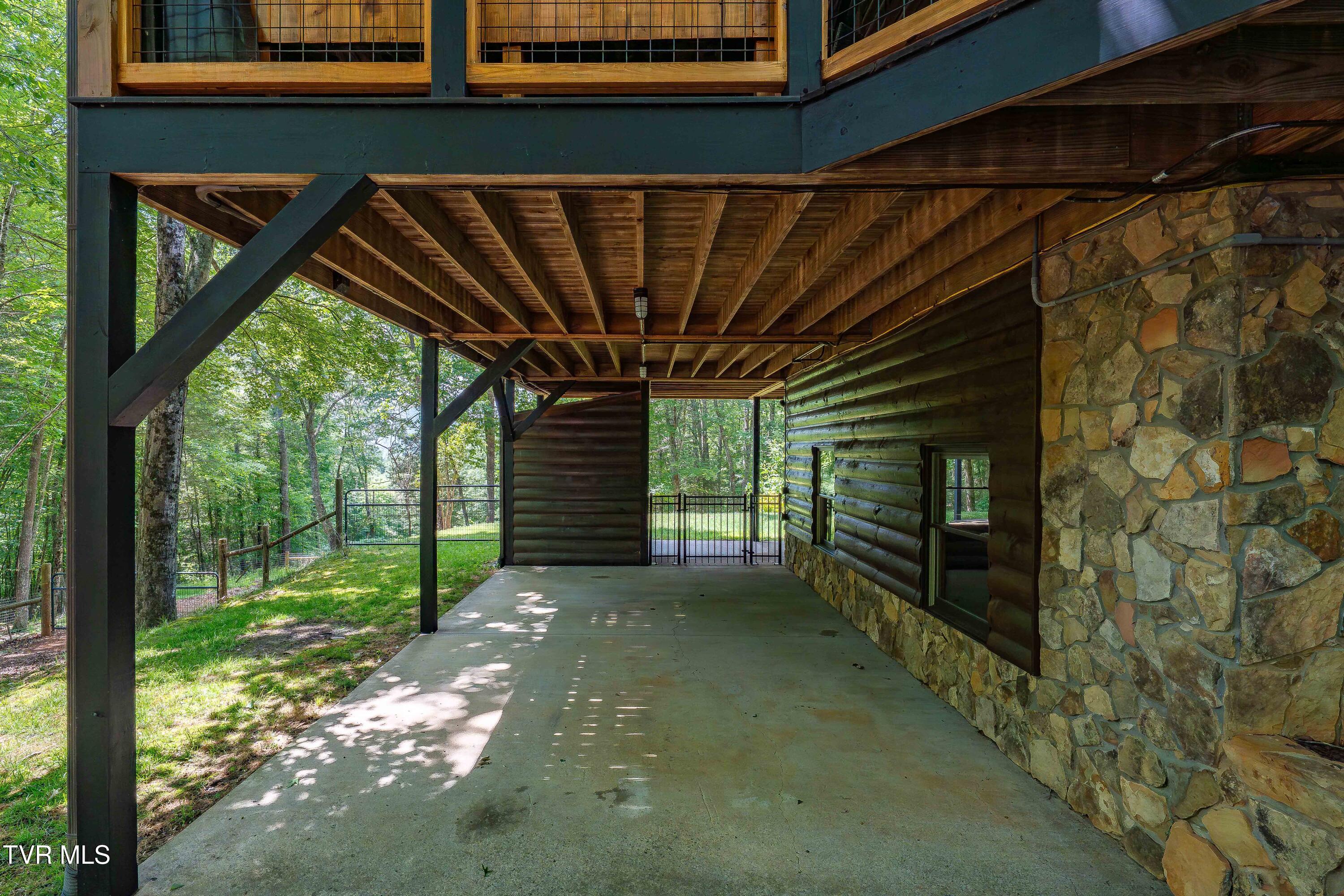 191 Bear Ridge Drive Butler, TN 37640 - Photo 78 of 80 191 Bear Ridge Dr (39 of 80)