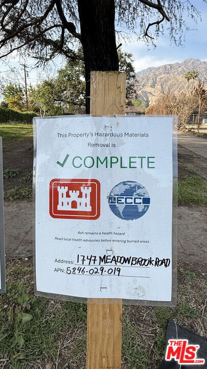 1747 Meadowbrook Road Altadena, CA 91001 - Photo 1 of 2 a view of outdoor space with sign board