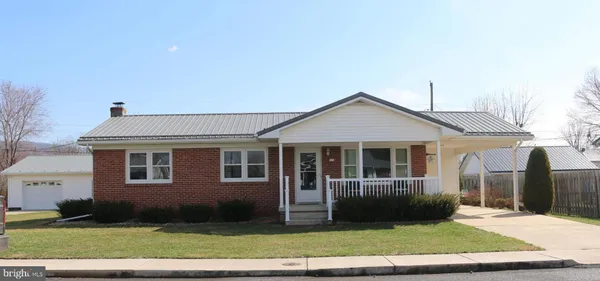 $260,000 | 103 Trenton Street, Petersburg, WV 26847