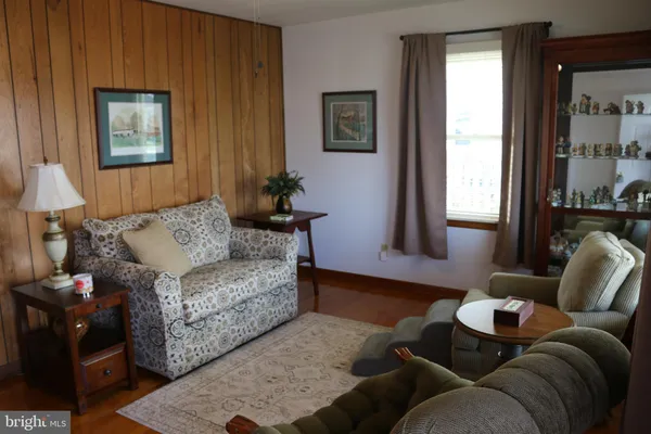 $260,000 | 103 Trenton Street, Petersburg, WV 26847