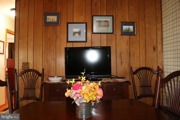 $260,000 | 103 Trenton Street, Petersburg, WV 26847